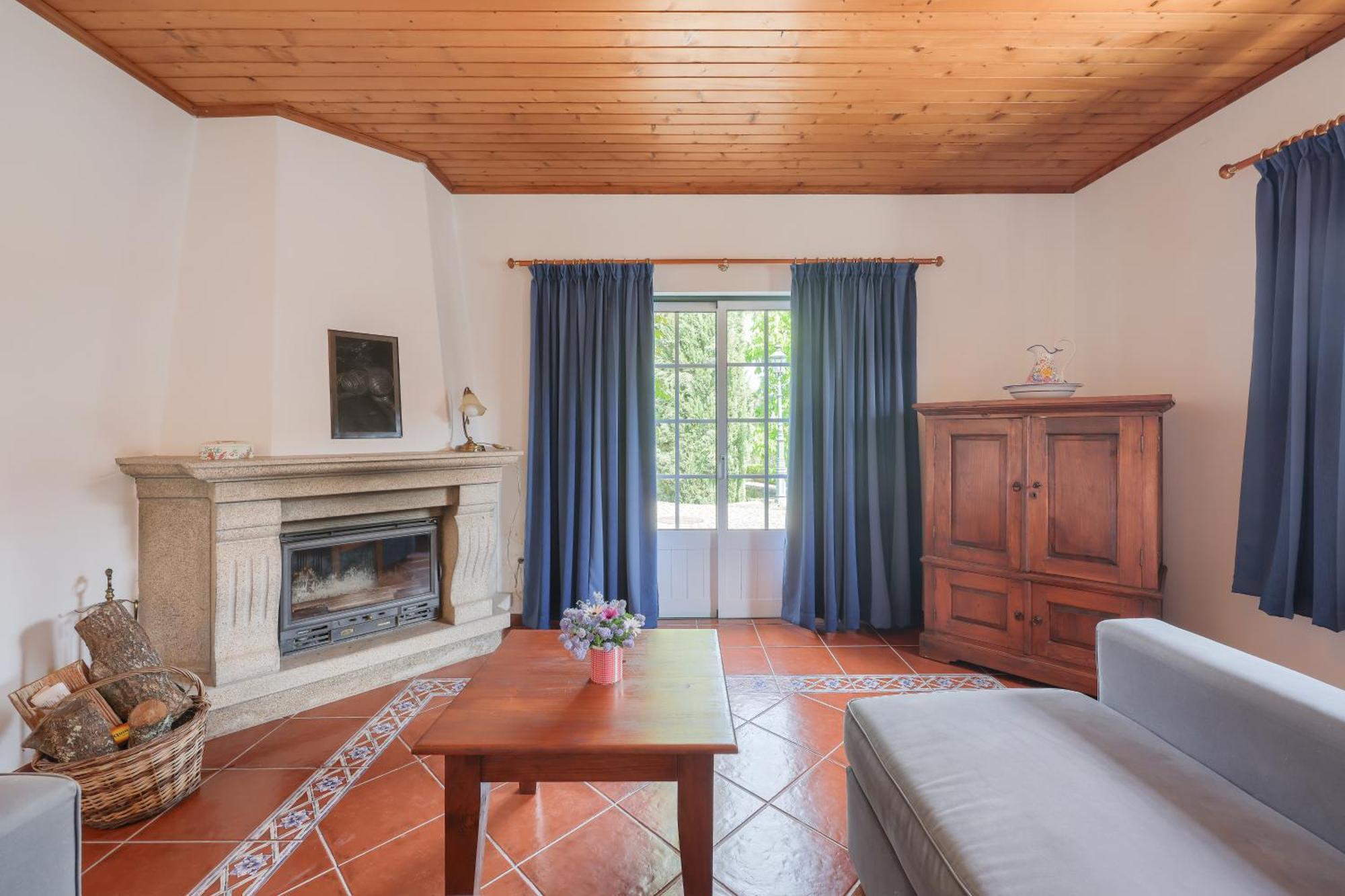 Charming Granite Cottage In Beautiful Surroundings Casal Diz Dış mekan fotoğraf